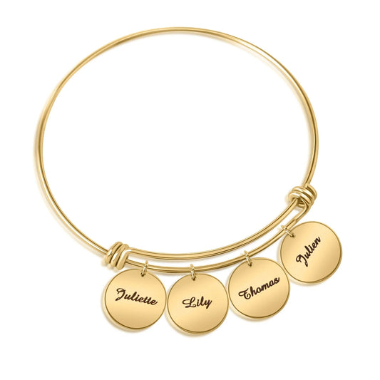 Personalisierbares Armband mit 2–4 gravierten Charms