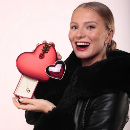Ewige Liebe & personalisierte Halskette